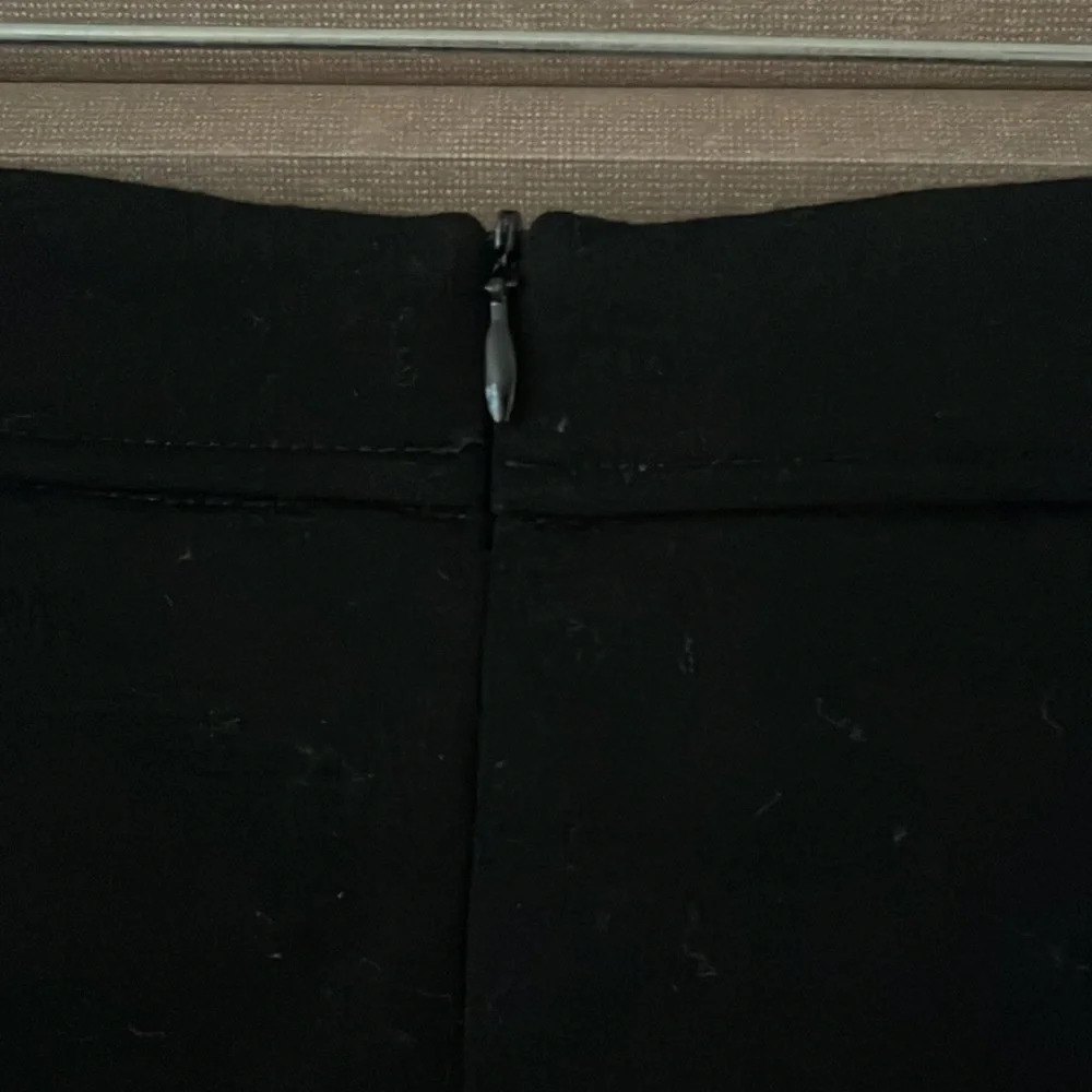 Garnet Hill 100% Wool black skirt size 6